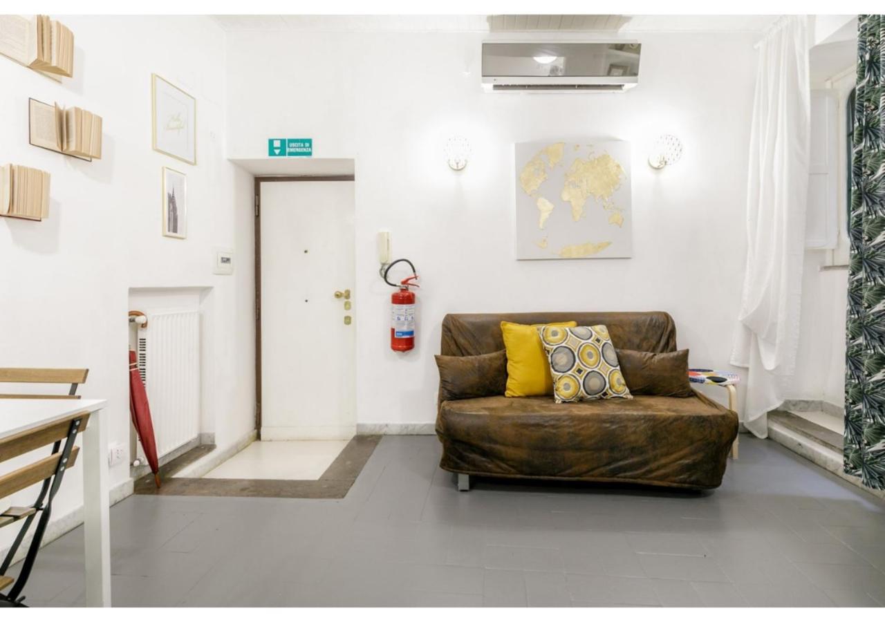 Pied-A-Terre Domusuite Rhome Colosseo Рим Екстериор снимка
