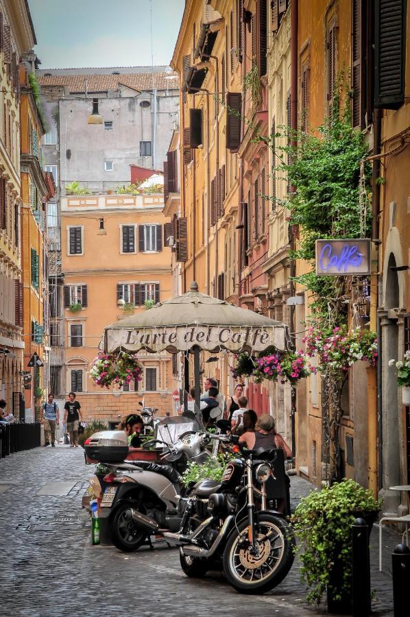Pied-A-Terre Domusuite Rhome Colosseo Рим Стая снимка