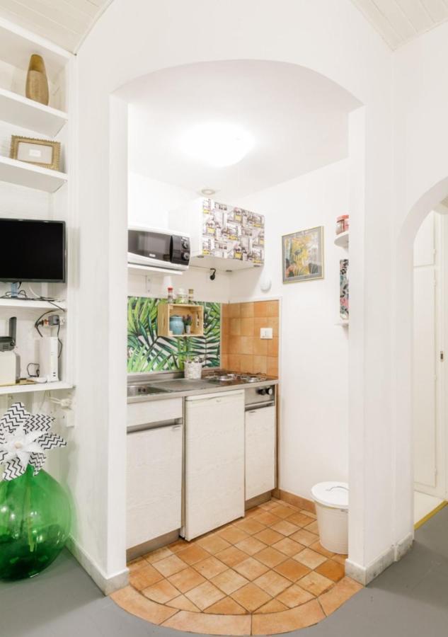 Pied-A-Terre Domusuite Rhome Colosseo Рим Екстериор снимка